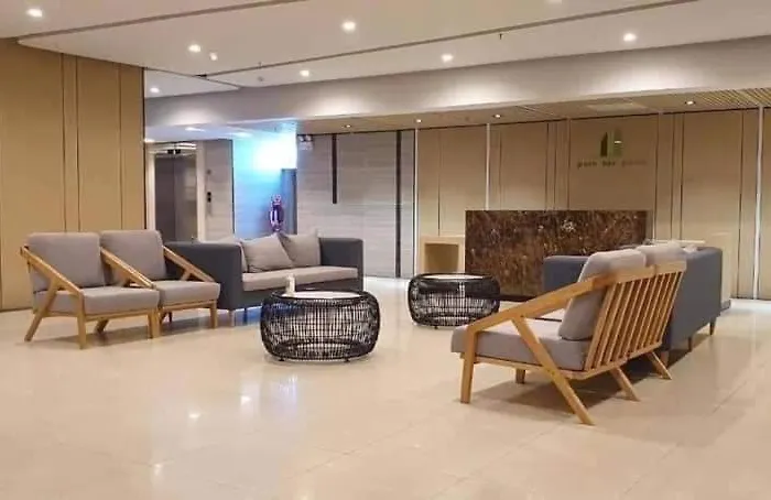 Thuy Apartment Ha Long
