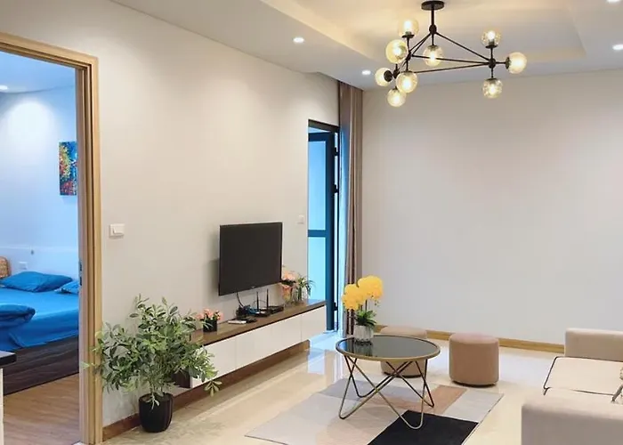 Thuy Apartment *