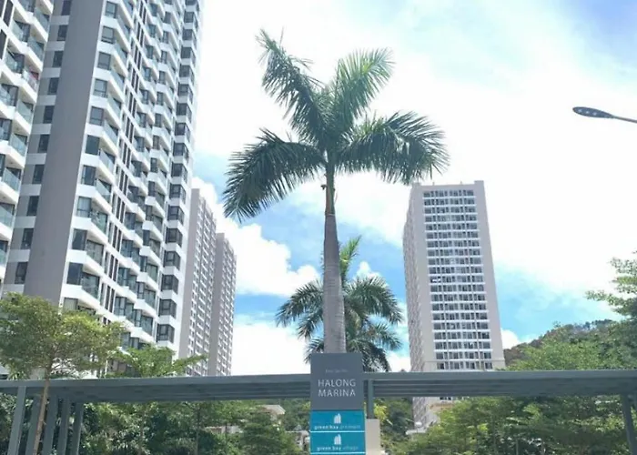 Thuy Apartment *