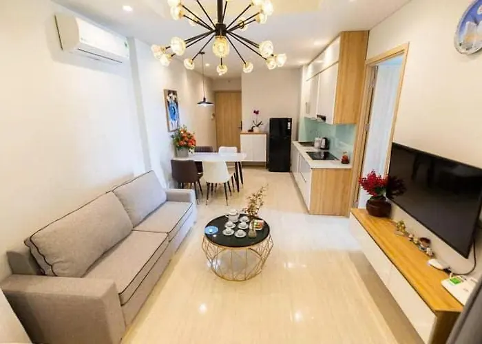 Thuy Apartment *