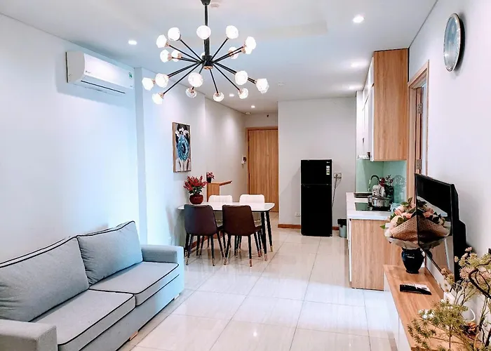 Thuy Apartment *